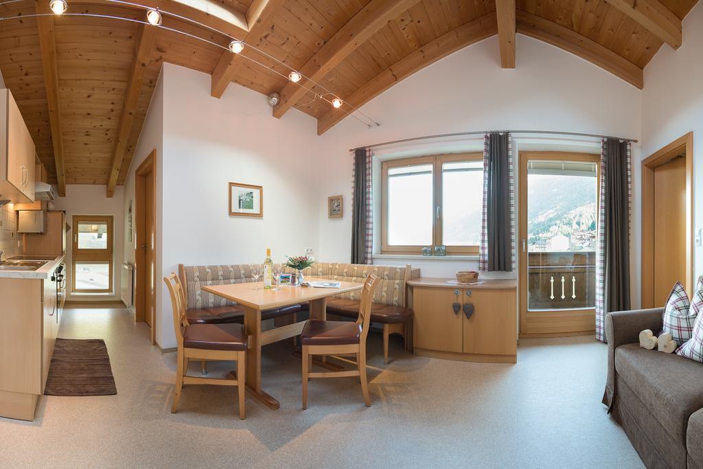 Haus Fernblick Hotel Neustift im Stubaital Room photo